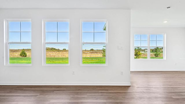 130 Cornerstone Crossing, Hampshire, IL 60140