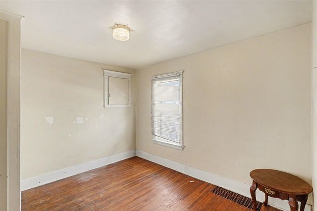 2245 Taft Street, Saginaw, MI 48602