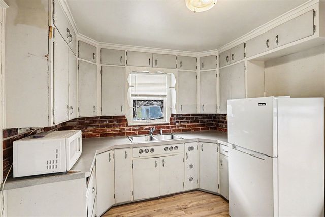 2245 Taft Street, Saginaw, MI 48602