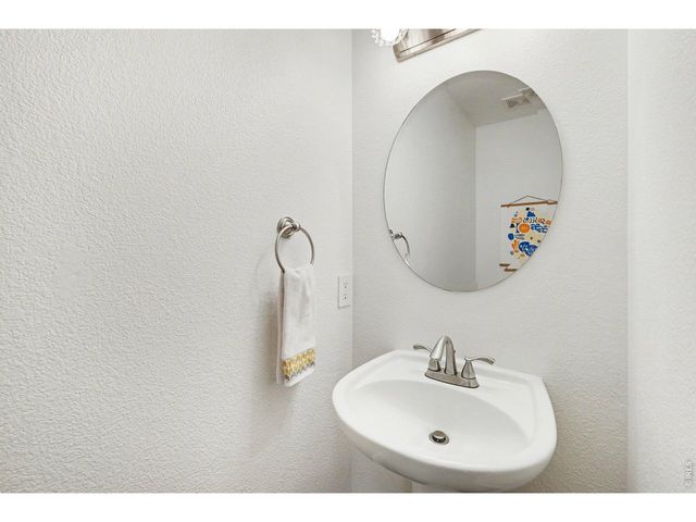 2702 Rigden Pkwy B-1, Fort Collins, CO 80525