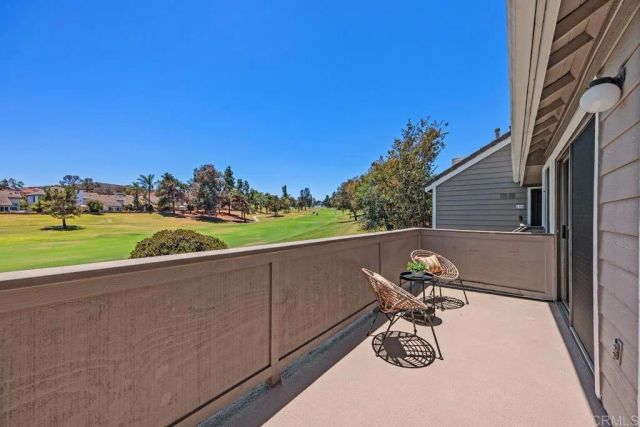 1087 Shadowridge Drive 104, Vista, CA 92081