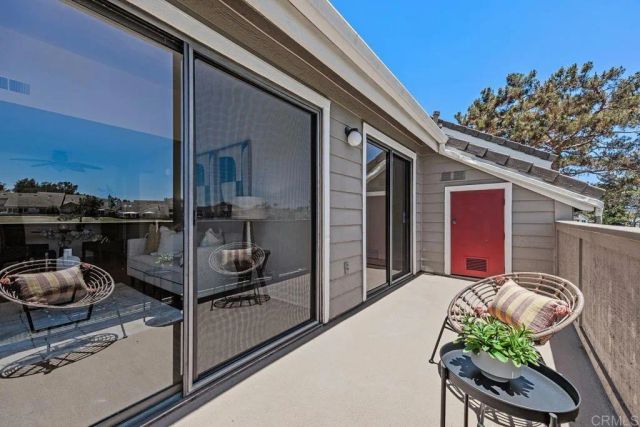 1087 Shadowridge Drive 104, Vista, CA 92081