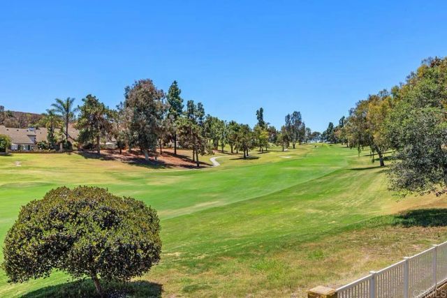 1087 Shadowridge Drive 104, Vista, CA 92081