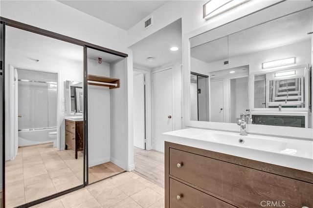 600 W 9th 1103, Los Angeles, CA 90015