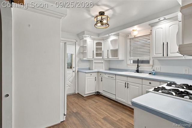 2696 Wakefield Road, Berkley, MI 48072