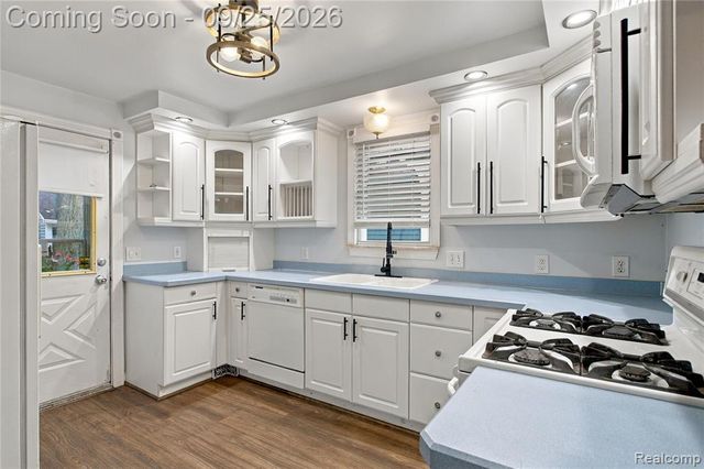2696 Wakefield Road, Berkley, MI 48072