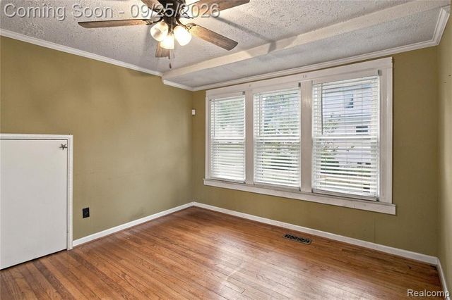 2696 Wakefield Road, Berkley, MI 48072