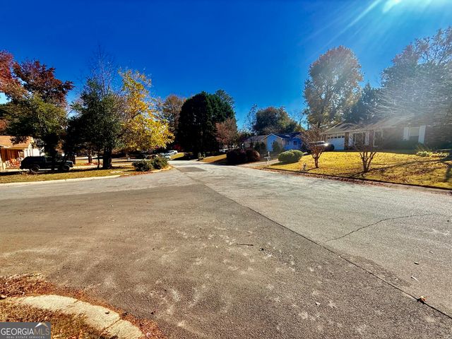 6205 Fieldcrest Drive, Morrow, GA 30260