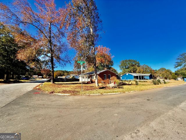 6205 Fieldcrest Drive, Morrow, GA 30260