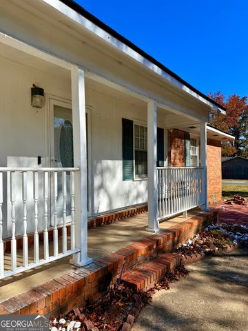 6205 Fieldcrest Drive, Morrow, GA 30260