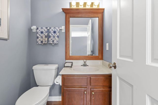 8792 Sunart Court S, Dublin, OH 43017