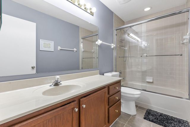 8792 Sunart Court S, Dublin, OH 43017