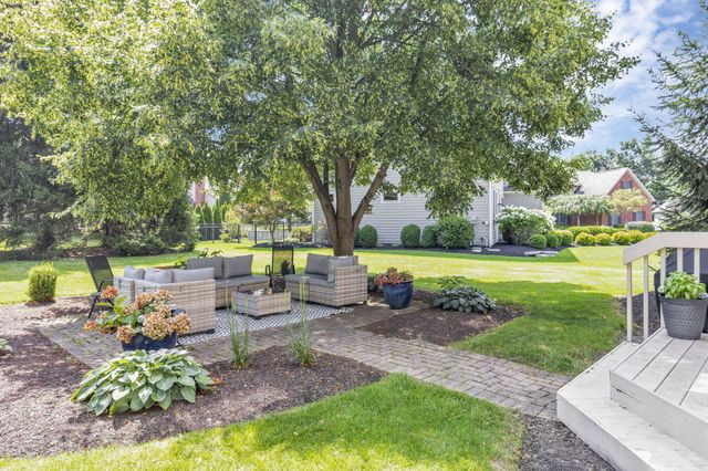 8792 Sunart Court S, Dublin, OH 43017