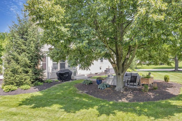 8792 Sunart Court S, Dublin, OH 43017