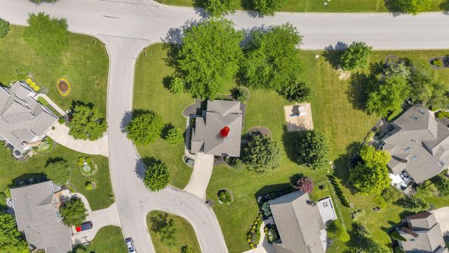 8792 Sunart Court S, Dublin, OH 43017