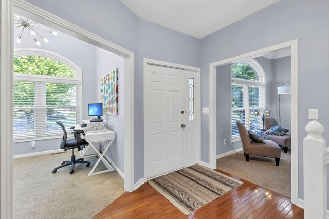 8792 Sunart Court S, Dublin, OH 43017