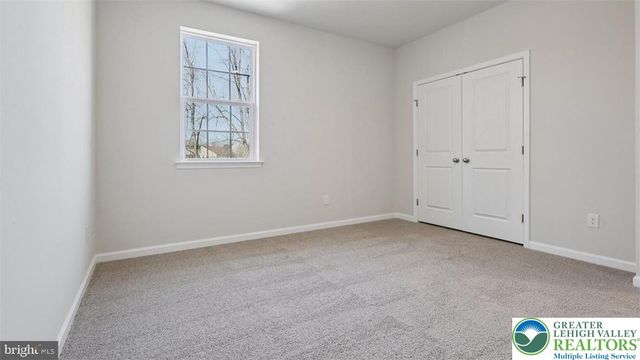 124 Winding Road, Forks Twp, PA 18040