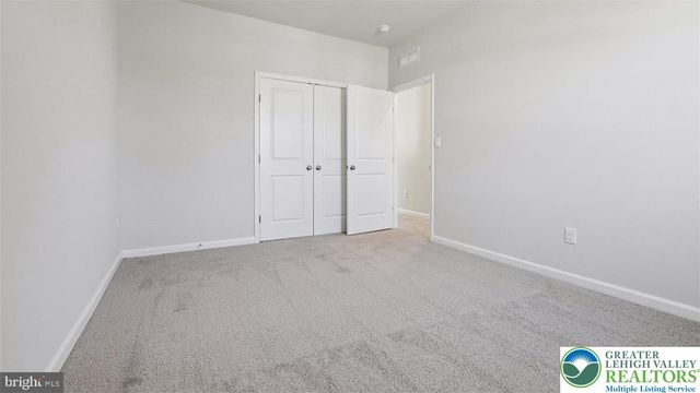 124 Winding Road, Forks Twp, PA 18040