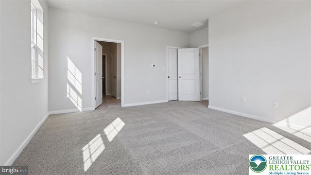 124 Winding Road, Forks Twp, PA 18040