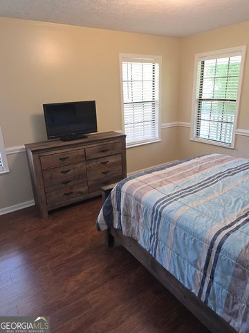 185 Veal Street, Swainsboro, GA 30401