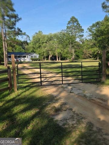 185 Veal Street, Swainsboro, GA 30401