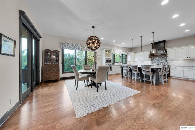 18620 Vinton Street, Omaha, NE 68130