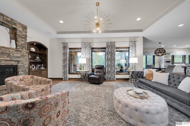 18620 Vinton Street, Omaha, NE 68130