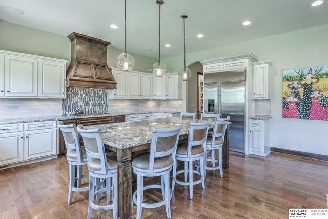 18620 Vinton Street, Omaha, NE 68130