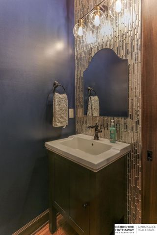 18620 Vinton Street, Omaha, NE 68130