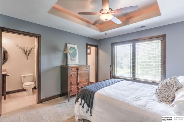 18620 Vinton Street, Omaha, NE 68130