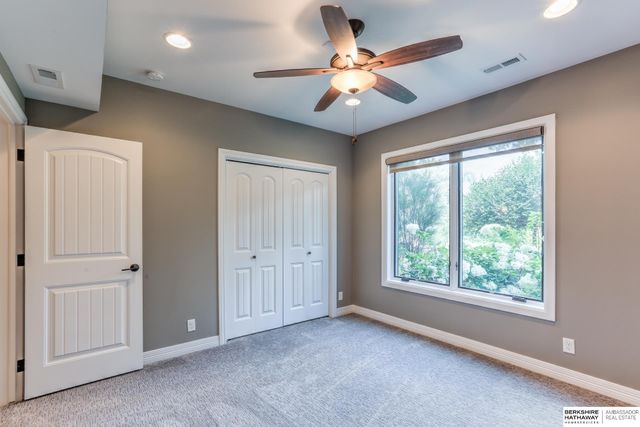 18620 Vinton Street, Omaha, NE 68130