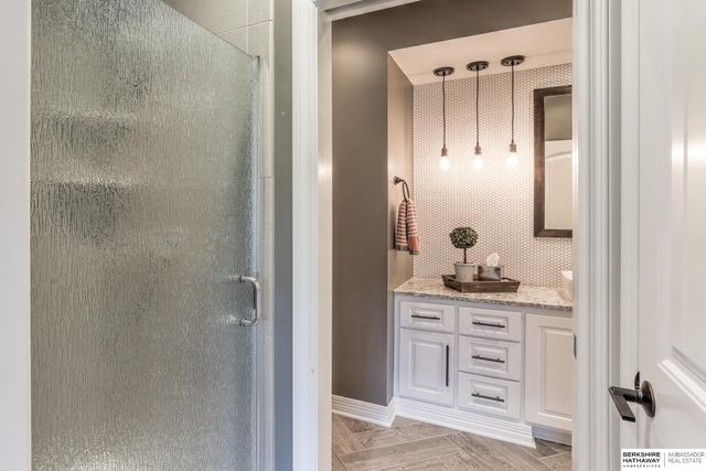 18620 Vinton Street, Omaha, NE 68130