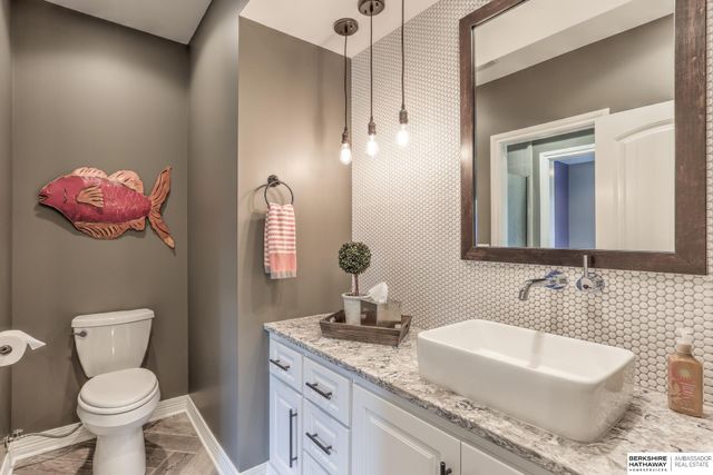 18620 Vinton Street, Omaha, NE 68130