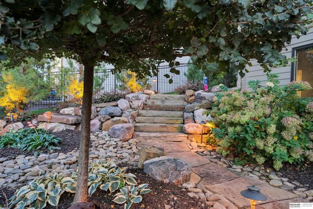 18620 Vinton Street, Omaha, NE 68130