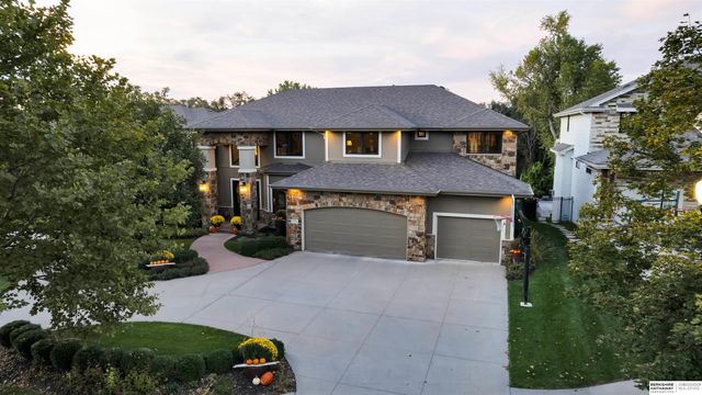 18620 Vinton Street, Omaha, NE 68130