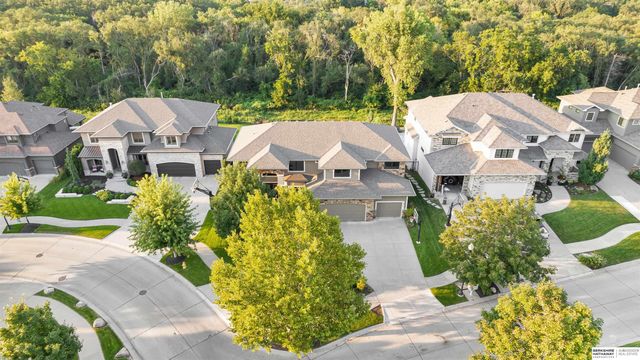 18620 Vinton Street, Omaha, NE 68130