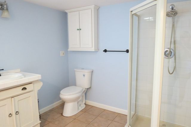 13 Spring St A, Salisbury, MA 01952