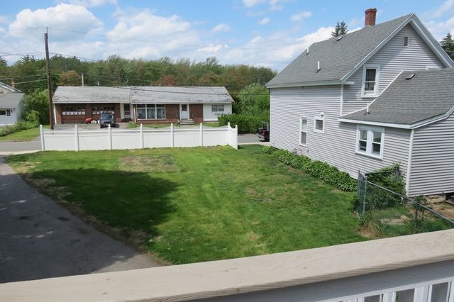 13 Spring St A, Salisbury, MA 01952