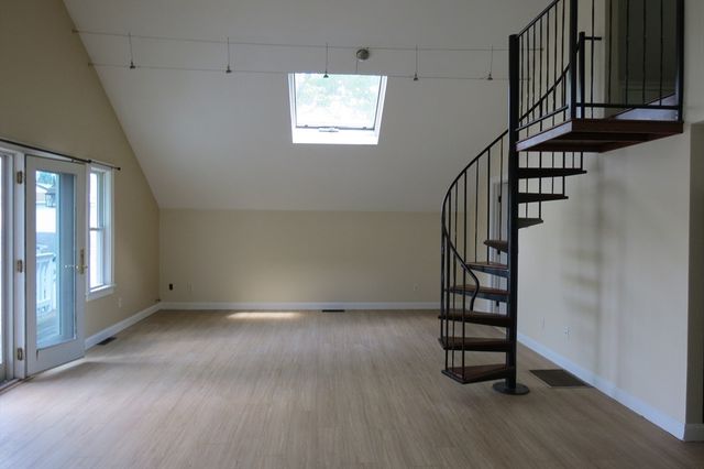 13 Spring St A, Salisbury, MA 01952