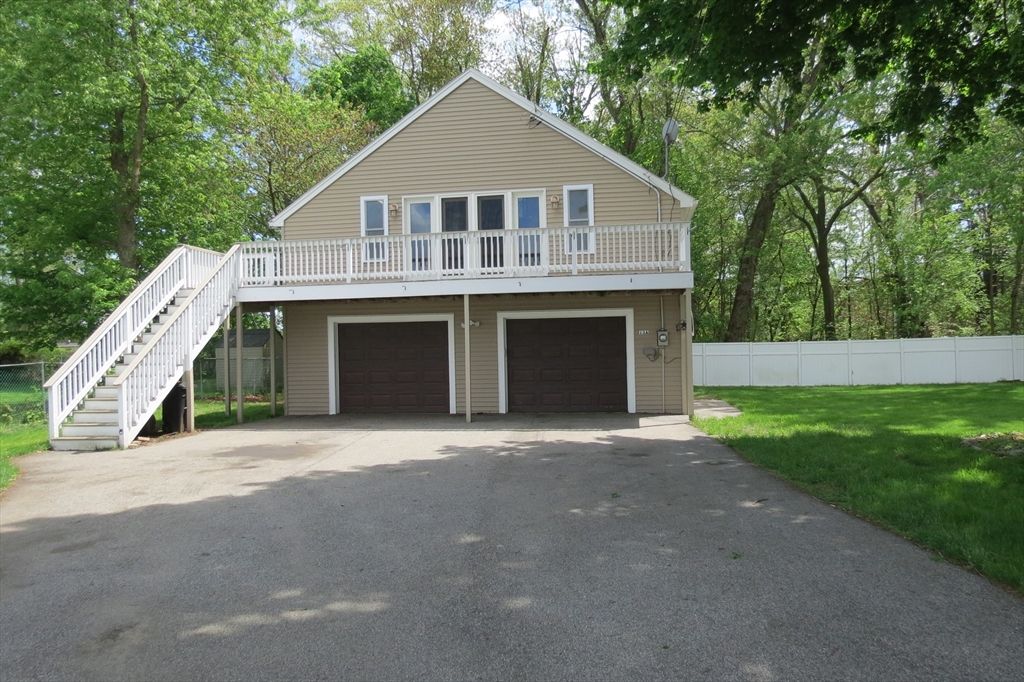 13 Spring St A, Salisbury, MA 01952