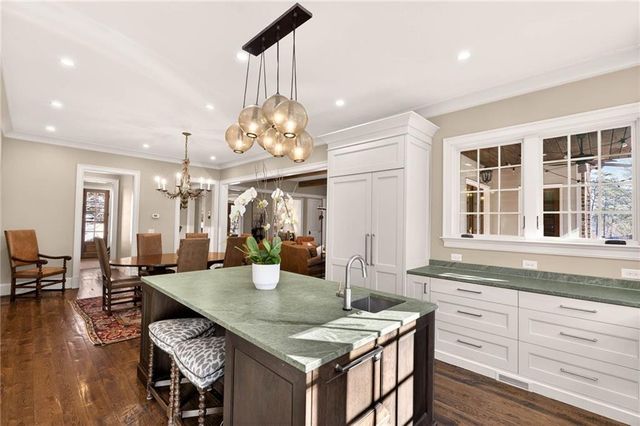 98 Pine Lake Drive, Atlanta, GA 30327