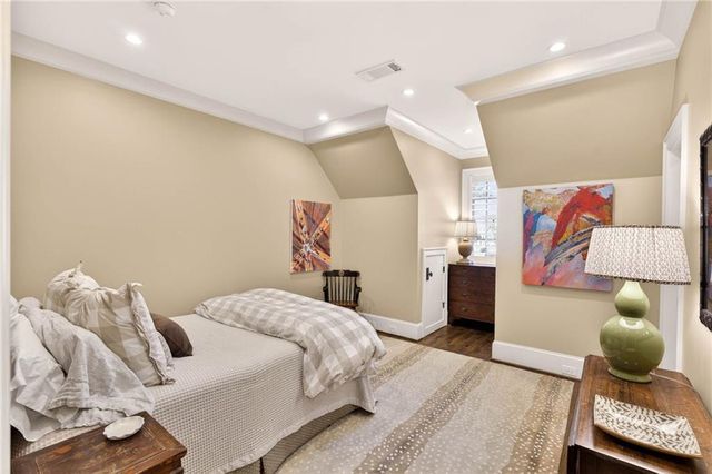 98 Pine Lake Drive, Atlanta, GA 30327