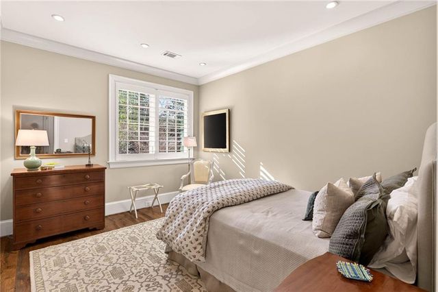 98 Pine Lake Drive, Atlanta, GA 30327