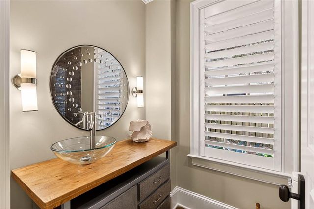 98 Pine Lake Drive, Atlanta, GA 30327