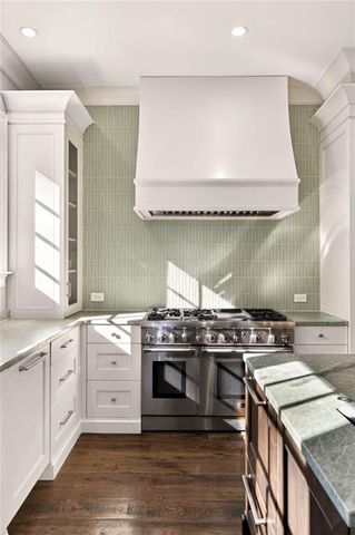 98 Pine Lake Drive, Atlanta, GA 30327