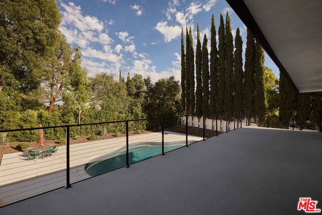 5630 Blanco Avenue, Woodland Hills, CA 91367