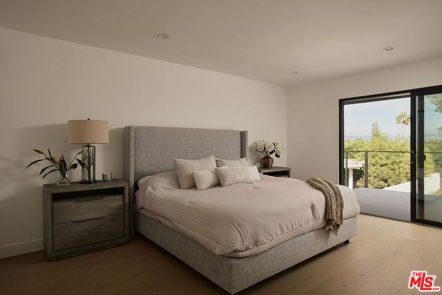 5630 Blanco Avenue, Woodland Hills, CA 91367