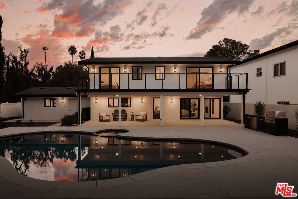 5630 Blanco Avenue, Woodland Hills, CA 91367