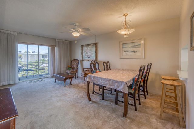 2682 Garden Drive S 301, Lake Worth, FL 33461