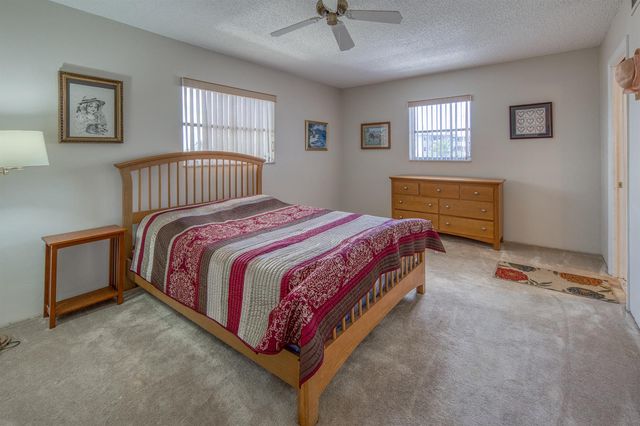 2682 Garden Drive S 301, Lake Worth, FL 33461